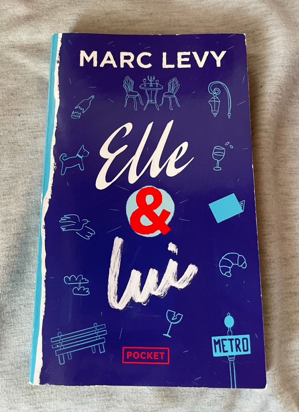 Libri: Elle & Lui – Usato da Erde venduto da EmilieDess