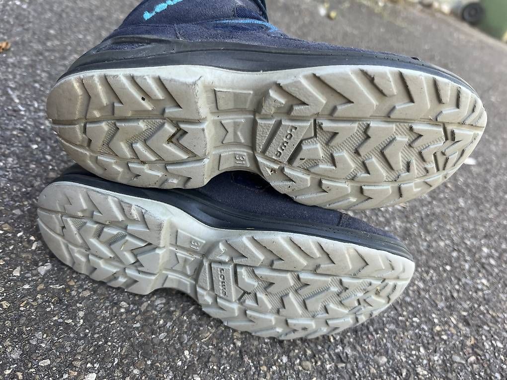 Chaussures garçon: Lowa Wanderschuhe 31 – D'occasion à Jona par tukan80 3