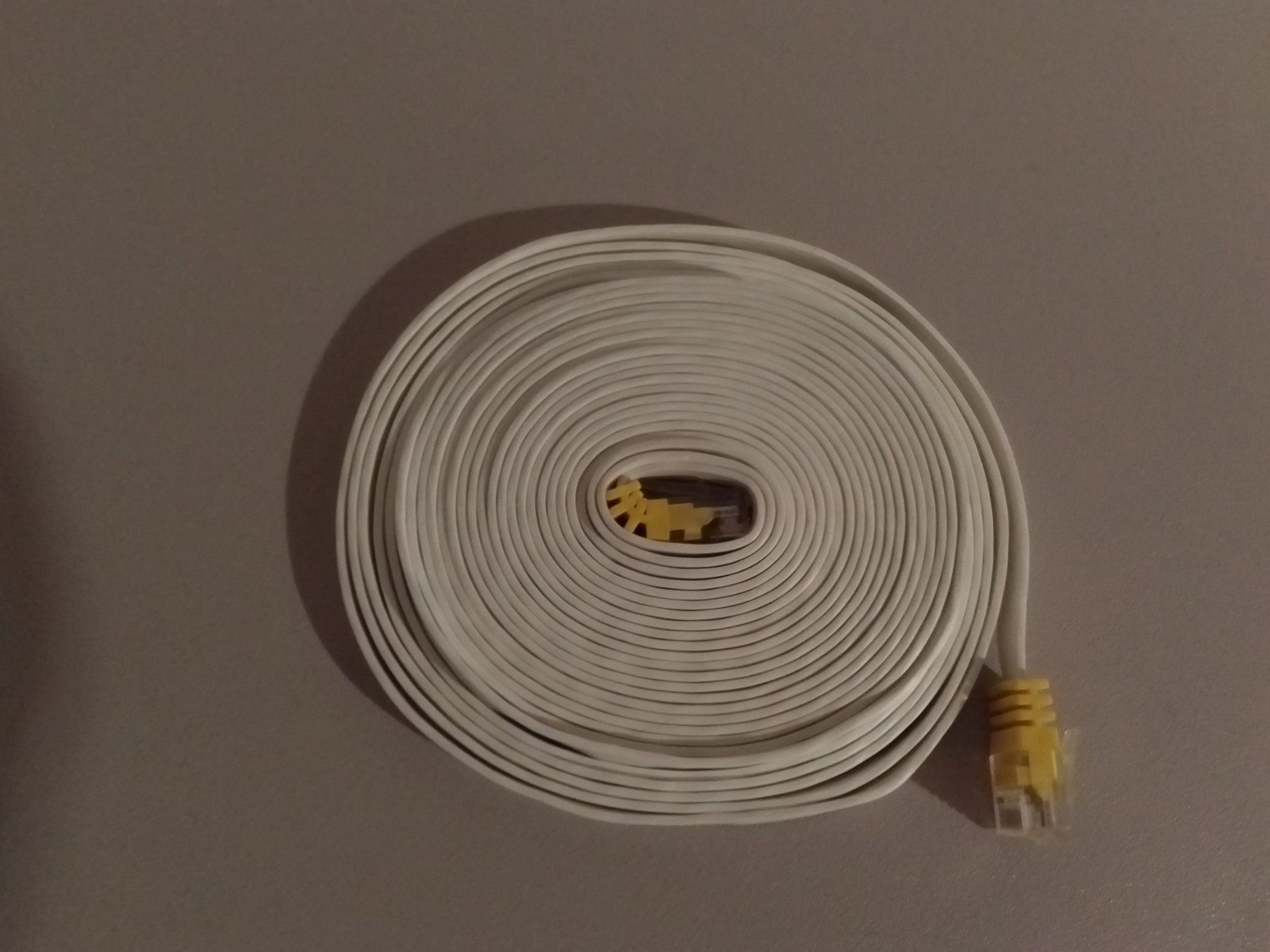 Cavi: Cavo ethernet - piattina - 5 metri – Nuovo (secondo la descrizione) da Porza venduto da ulletta1