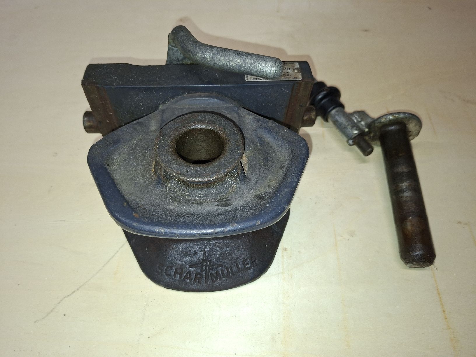 Ganci per rimorchio: Zugmäul mit Adapterplatte / Type Ausf.320 Anhängerkupplung – Usato da Niederuzwil venduto da peter. 4