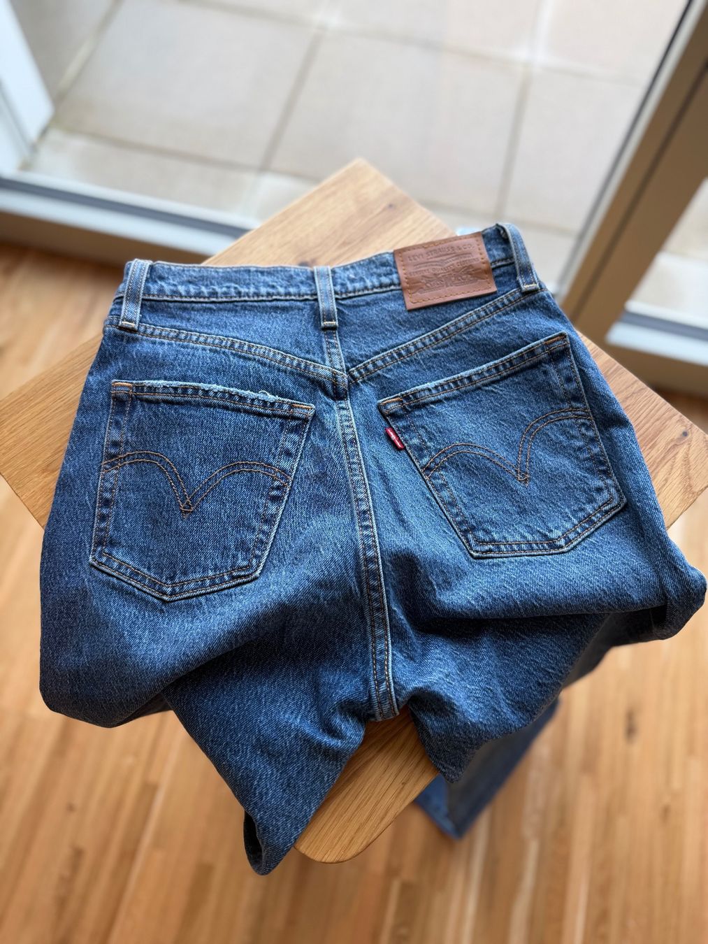 Levi's Jeans: Levis Ribcage Straight 25/32 – Usato da Dübendorf venduto da gas_2wcn 3