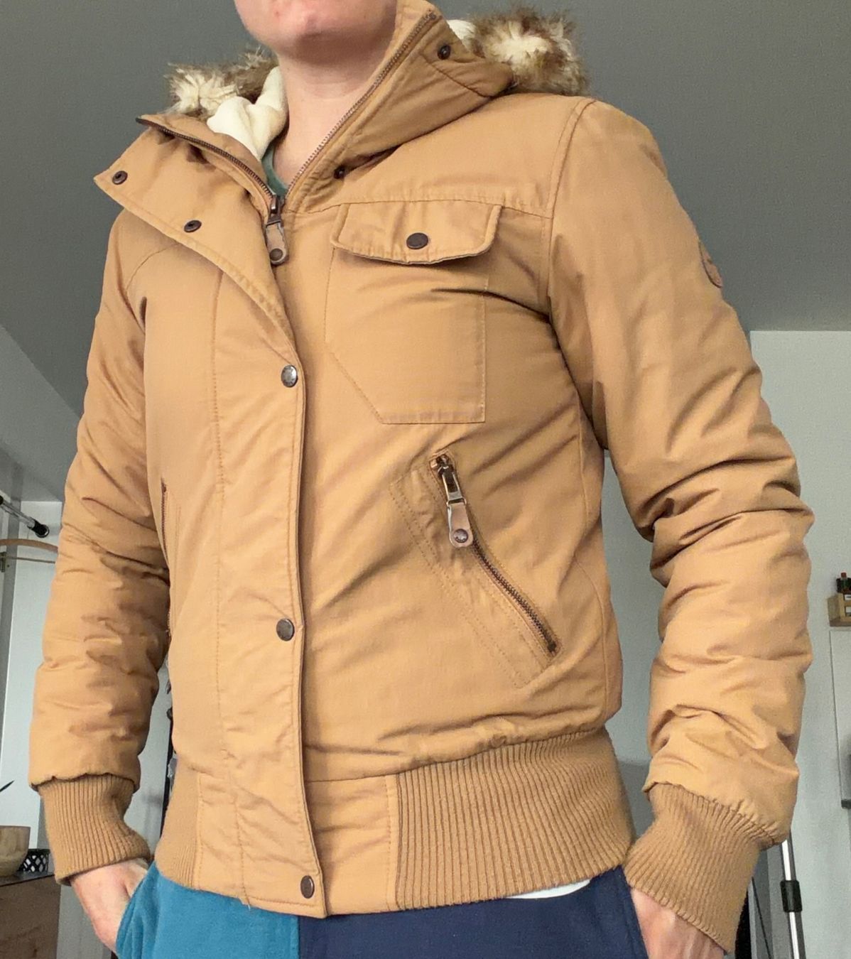 Bench Jacken: Bench Winterjacke Damen - gebraucht – Gebraucht aus Neuenkirch von Je_Kunz11 4