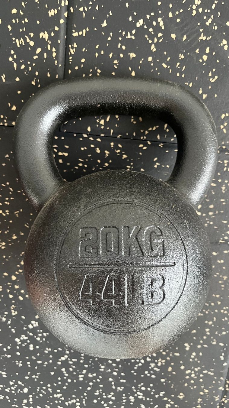 Rogue Manubri & Pesi: Kettlebell Rogue 20 kg – Usato da Villnachern venduto da stephang2007