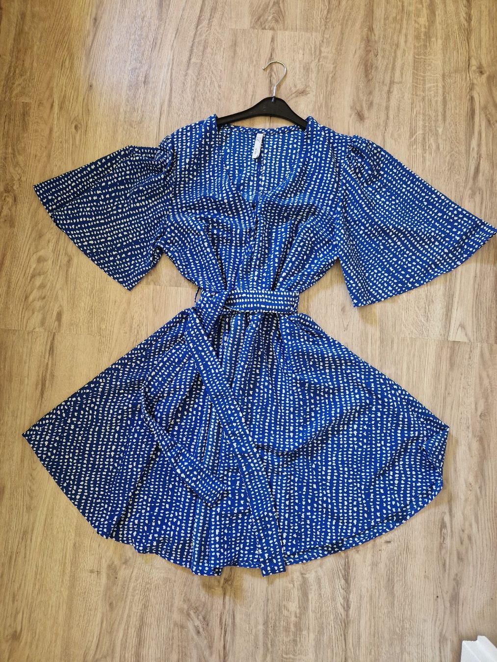 Mango Kleider: robe mango taille M – Gebraucht aus Onex von viv_72hm
