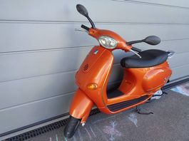 Piaggio Vespa 125 ET4 frisch ab MFK