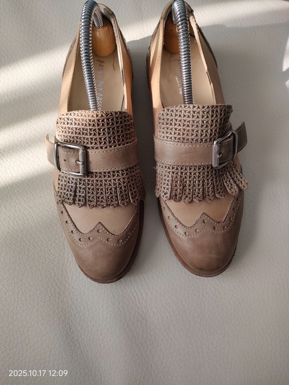 Scarpe da donna: Echte Leder Schuhe in Gr.37 – Usato da Binningen venduto da cg12