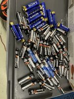 Batterien AA (8x) und AAA (56x) gemischt Sony Energizer Var