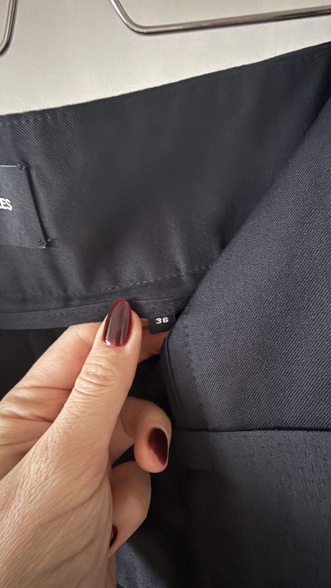 Kooples Pantaloni: The Kooples Paris Wool Trousers - Size 36 – Usato da zug venduto da Inaar 3