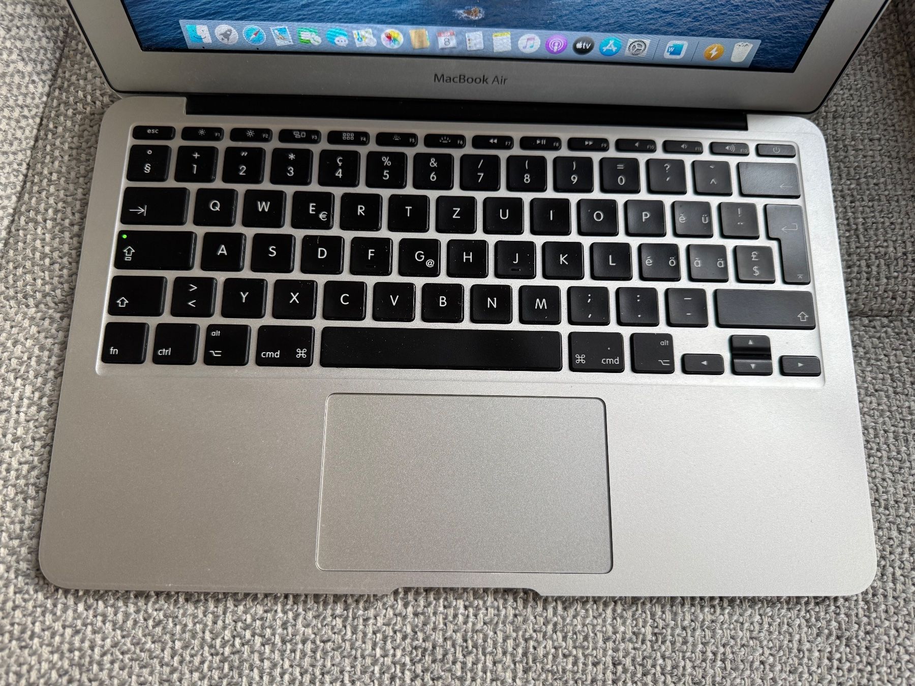 Apple Notebook: MacBook Air 11. inkl. Microsoft Office 2020 – Usato da Adliswil venduto da Busys 4