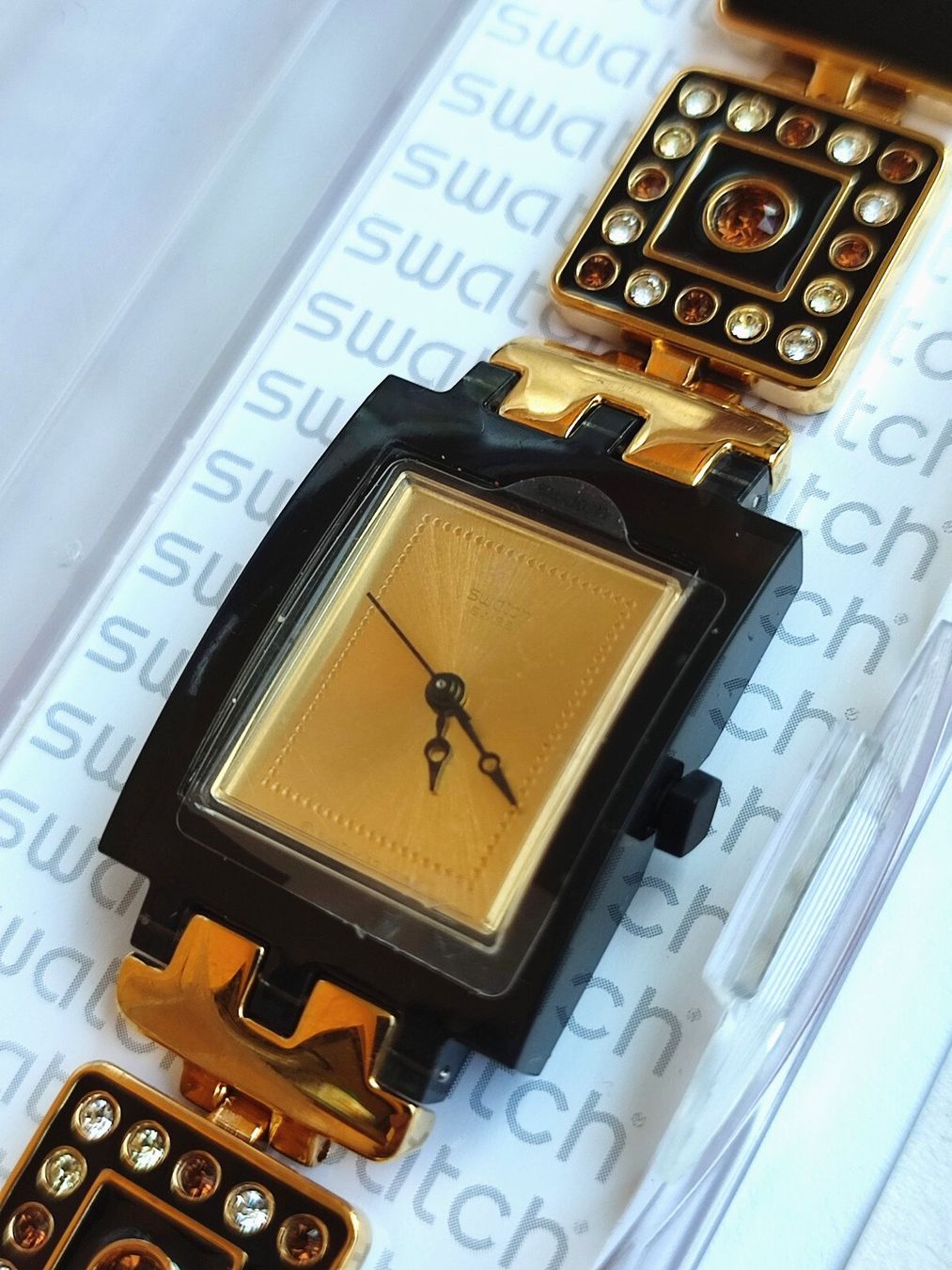 Swatch Orologi: SWATCH  SUBM104G  Square Luxotric – Usato da Zollikon venduto da cyberbambi123 2