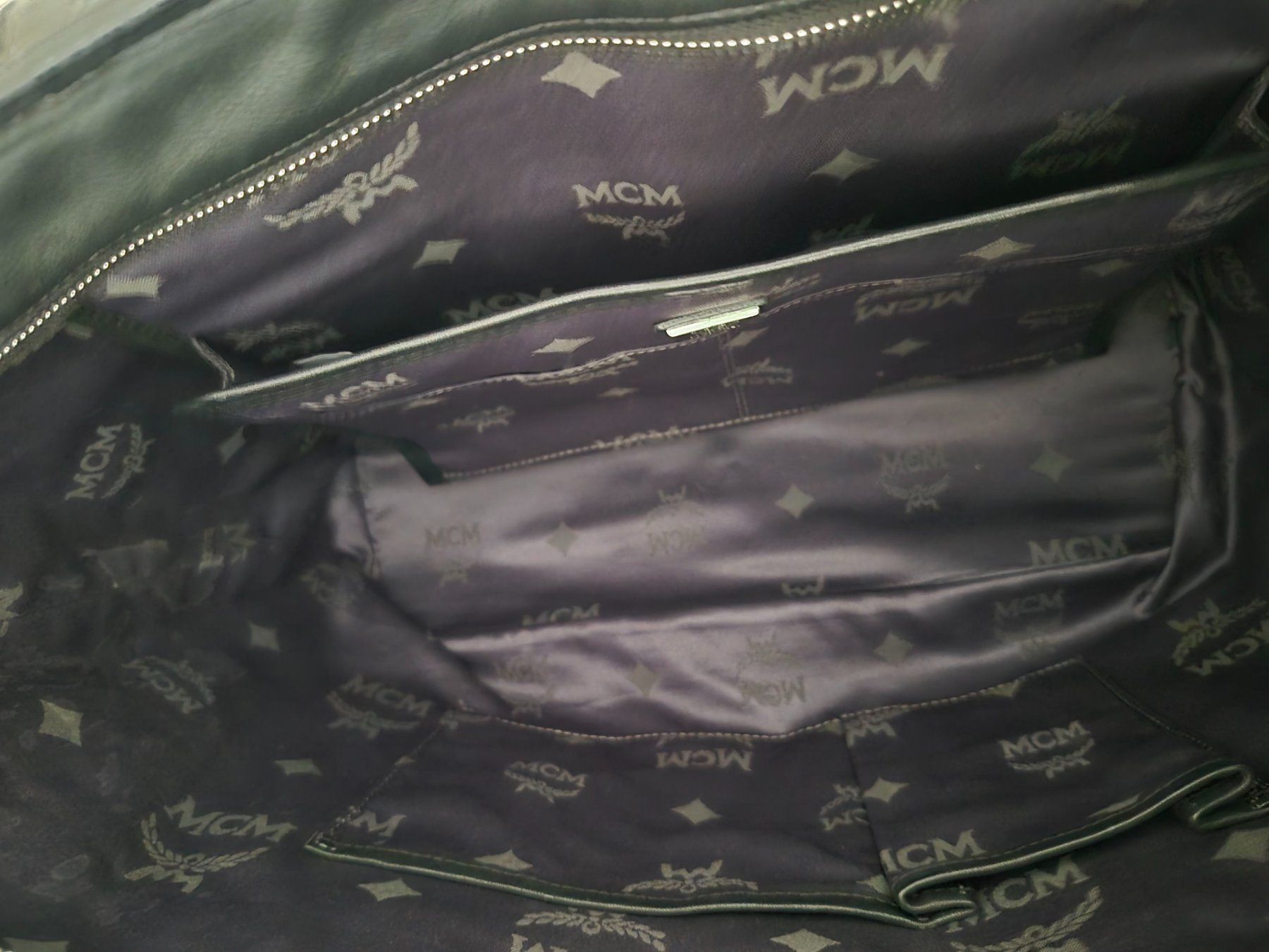Mcm Borse da donna: MCM Shopper Size M, mit Reißverschluss – Usato da Dottikon venduto da Pega7 7