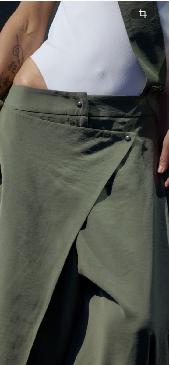 Hosen: Super coole Hose gr s neu – Neu (gemäss Beschreibung) aus Allschwil von selake990673 2