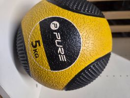 5-kg-Medicine-Ball