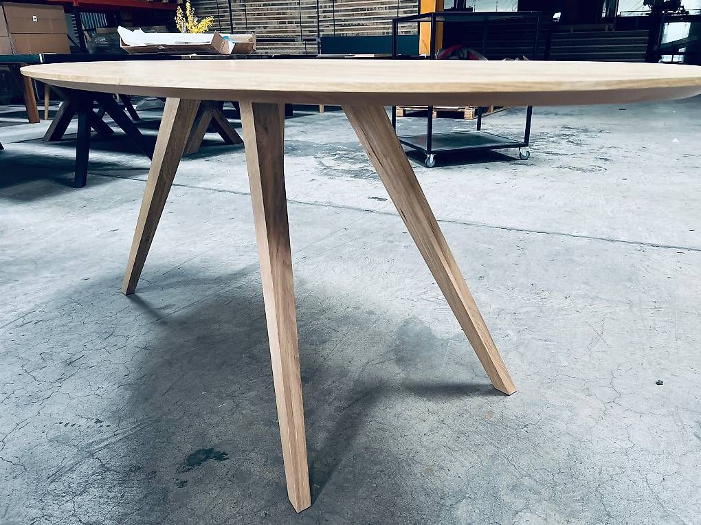 Tables: Esstisch – D'occasion à Amriswil par ViolaM
