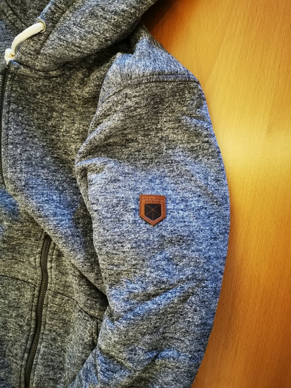 Jack & Jones Maglioni & Felpe: Jack and Jones Hoodie, Grösse M – Nuovo (secondo la descrizione) da Konolfingen venduto da olijan13 3