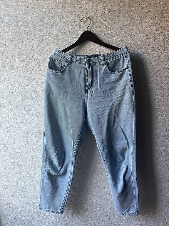 Jeans: Jeans clairs – Usato da Lausanne venduto da iklep 1