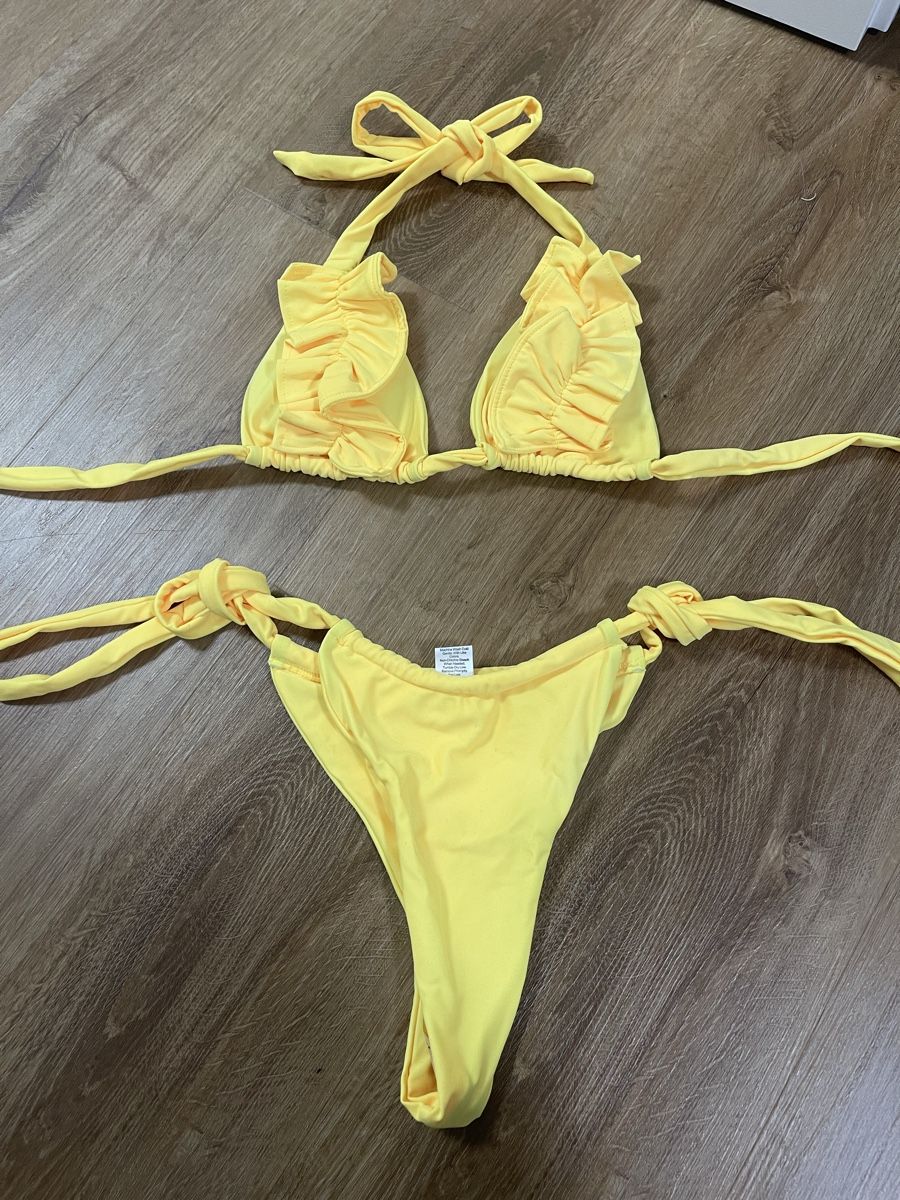 Costumi da bagno & Bikini: Gelbes Bikini Set Gr S High-Waist – Nuovo (secondo la descrizione) da Bassersdorf venduto da Sandy456