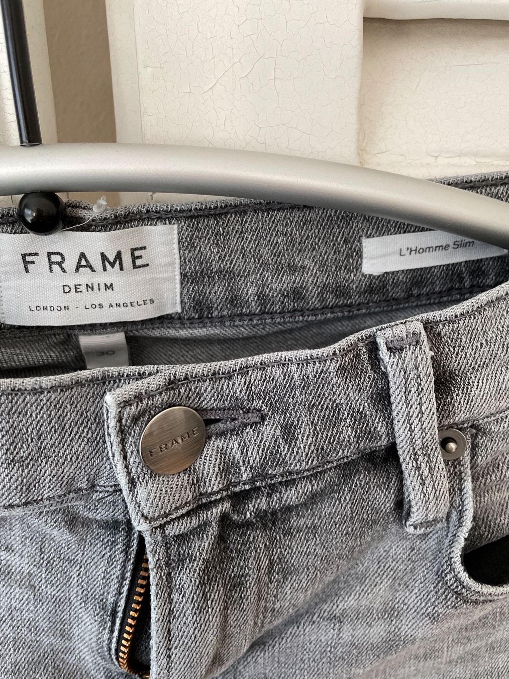 Jeans: FRAME Demin Jeans Gr 30 – Usato da Mörschwil venduto da Mibasel 1