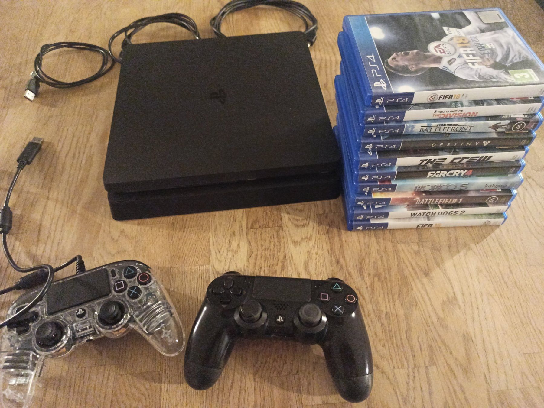 Sony Konsolen: Sony - PlayStation 4 - PS4 SLIM / Controller / Spiele / usw. – Gebraucht aus Oberweningen von mar_87mx 3