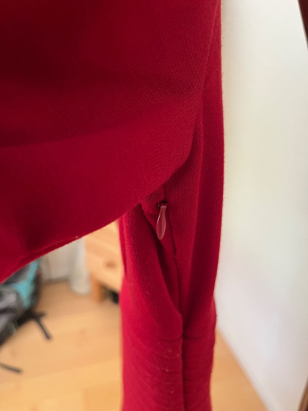 Kleider: Stilvolles, rotes Vintage-Kleid – Gebraucht aus Bern von Sonia-Bern 3