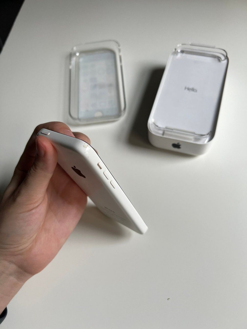 Apple Telefoni cellulari / Smartphones: iPhone 5C with box, white – Usato da Zürich venduto da cefanie 3