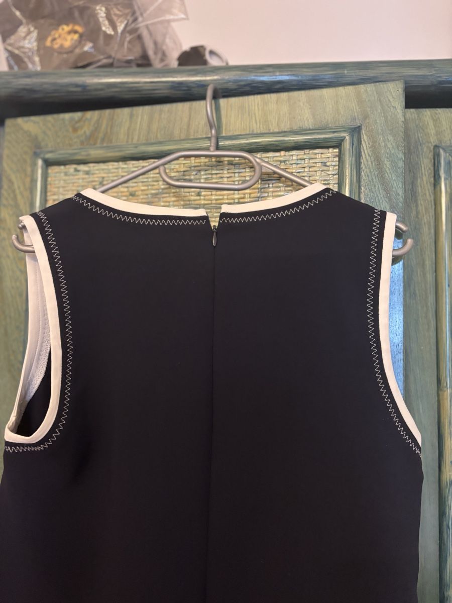 Gérard Darel Kleider: Robe Gérard Darel bleue et blanc chic, Taille 40 – Neu (gemäss Beschreibung) aus Genève von ati_tj8f 5