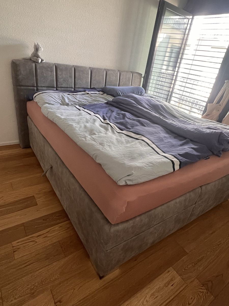 Letti: Boxspring Bett – Usato da Spreitenbach venduto da MBeglinger 1