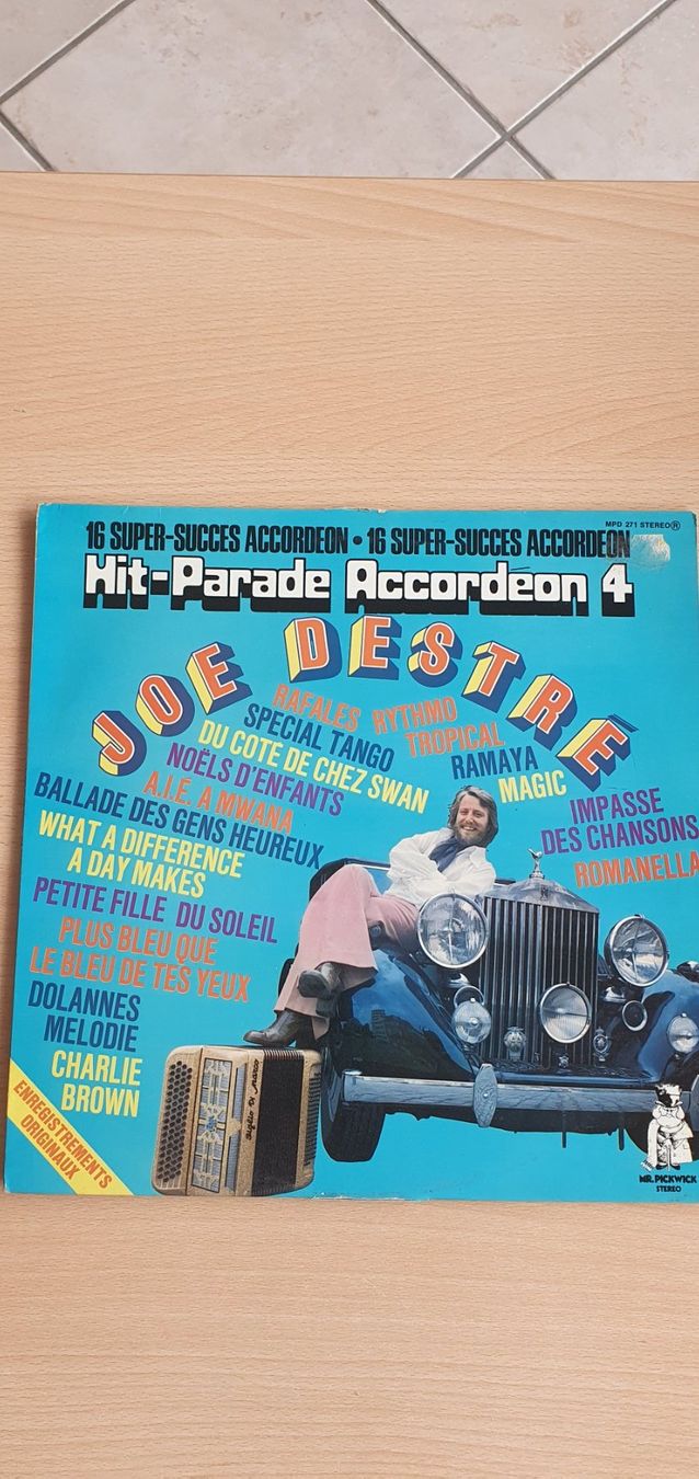 Dischi in vinile: 1 vinyle Hit parade Accordéon 4 – Usato da Moutier venduto da mai_pq7w