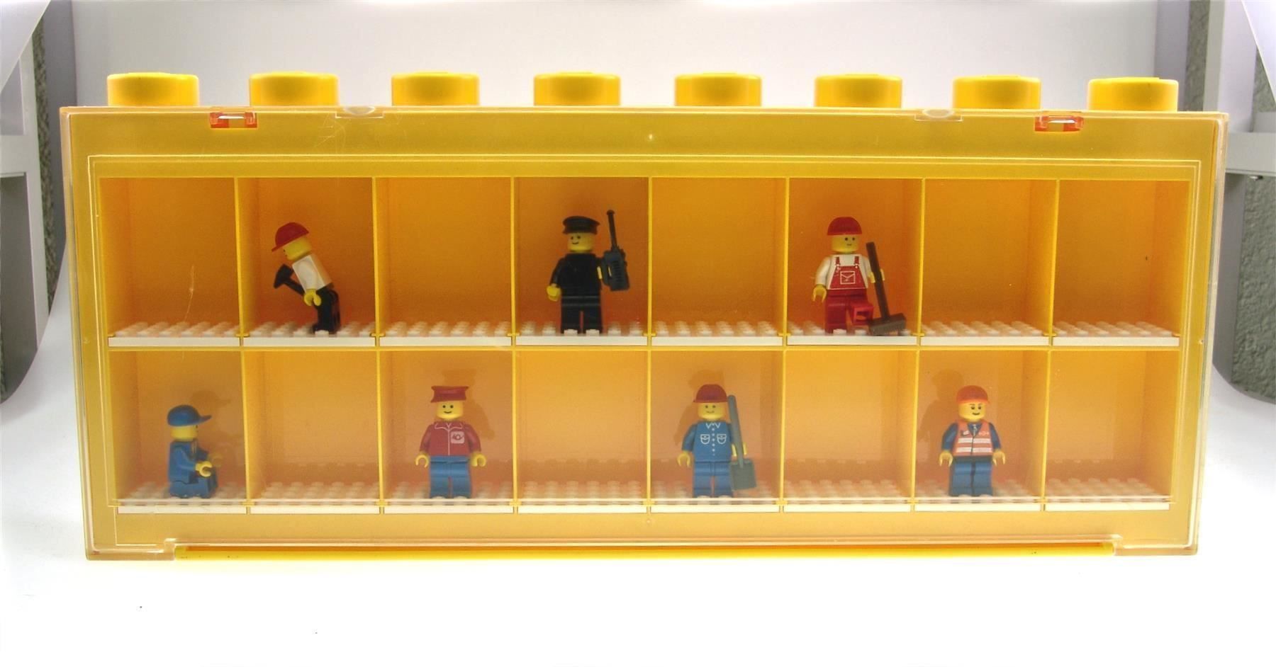 Lego Giocattoli: Lego Ausstellbox mit 7 Figuren – Usato da Langenthal venduto da TolleGeschenke2026 1