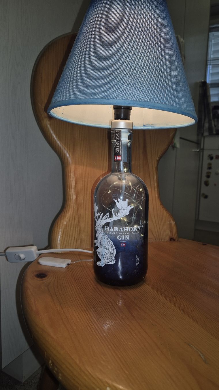 Nachttische: Nachttisch Lampe Eigenbau – Neu (gemäss Beschreibung) aus Jona von paco1969