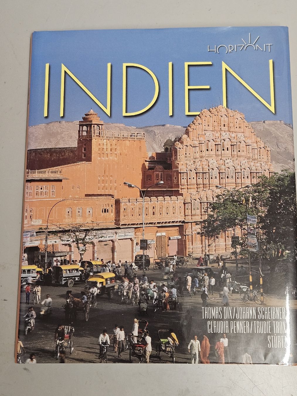 Libri: Indien Bildband: Entdecken Sie die Vielfalt Indiens! – Usato da Jonen venduto da Airspeed