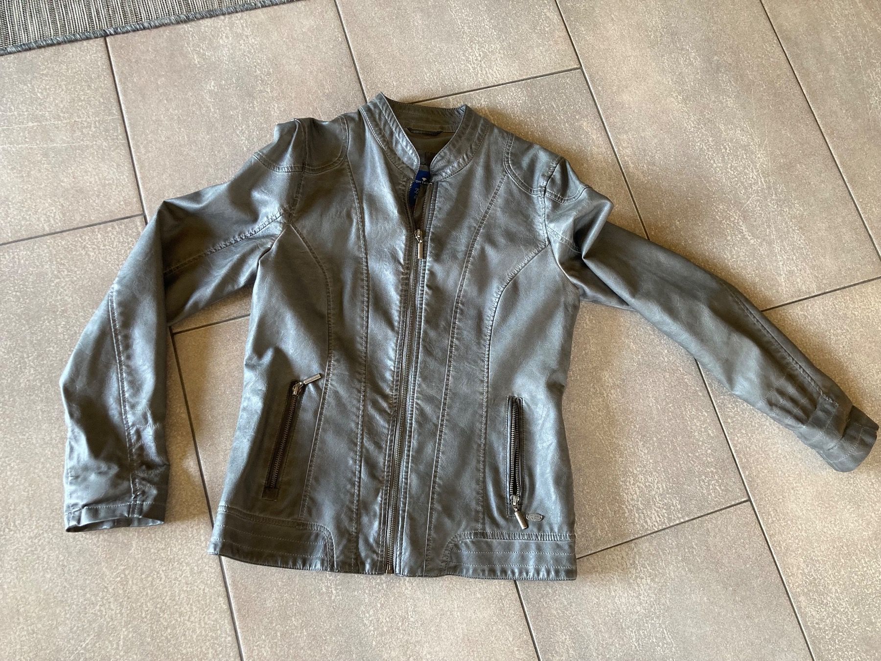 Tom Tailor Jacken: Lederjacke Gr. M; Tom Tailor; Neu! – Neu (gemäss Beschreibung) aus Mosnang von Kusli09