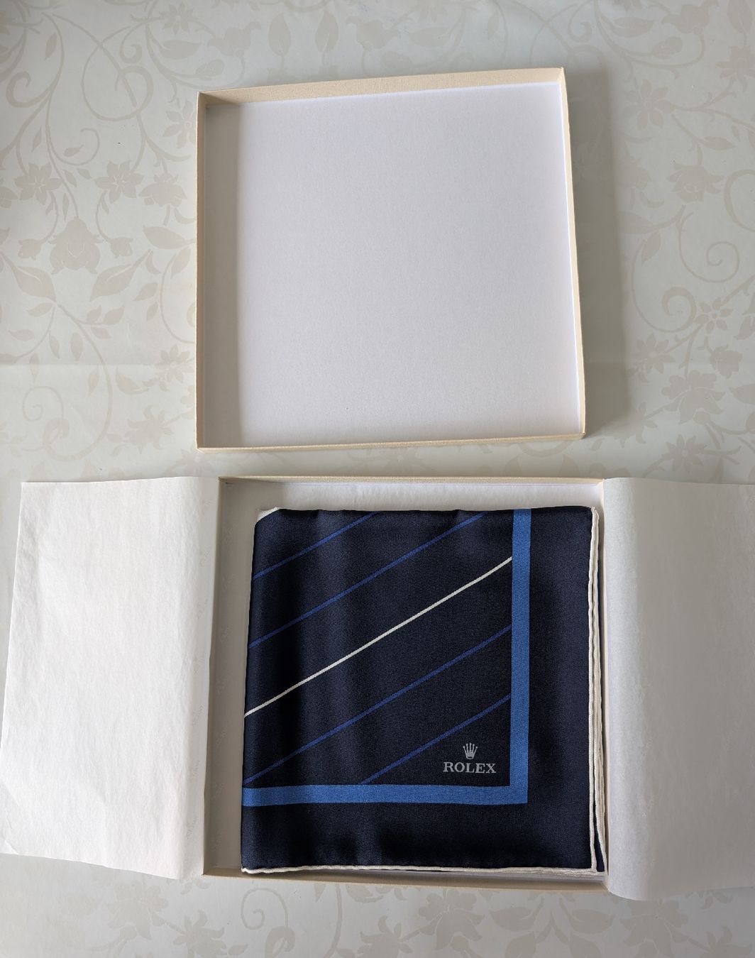 Rolex Foulard & Sciarpe: Rolex Halstuch – Nuovo (secondo la descrizione) da Würenlos venduto da Pearl_sHobbyCrochet 2