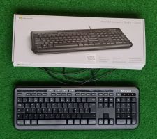 Microsoft Schweizer Tastatur Wired 600