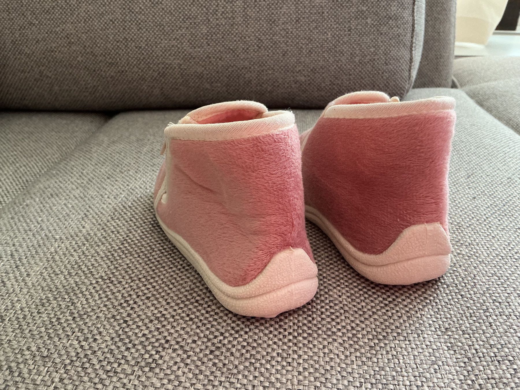 Schuhe für Jungen: Warm House Shoes 24 – Gebraucht aus Brugg AG von Magna3 2