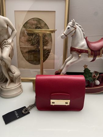FURLA Metropolitan Crossbody Bag