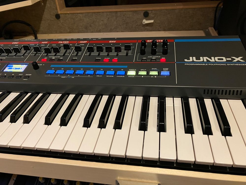 Roland Juno X | Kaufen auf Ricardo