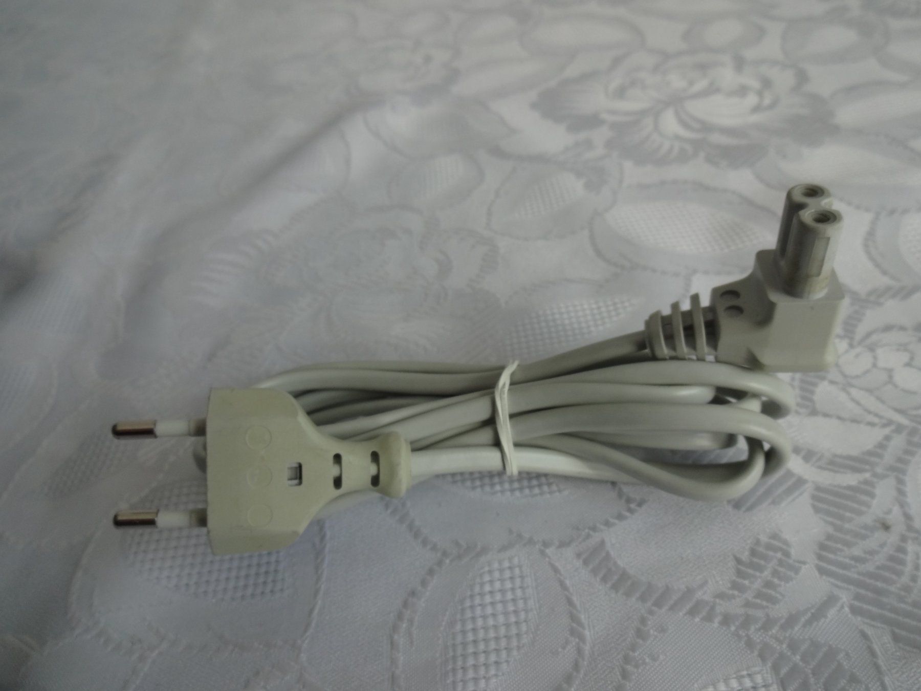 Pfaff Macchine da cucire: Pfaff Strom Kabel – Usato da Frauenfeld venduto da rey06 1