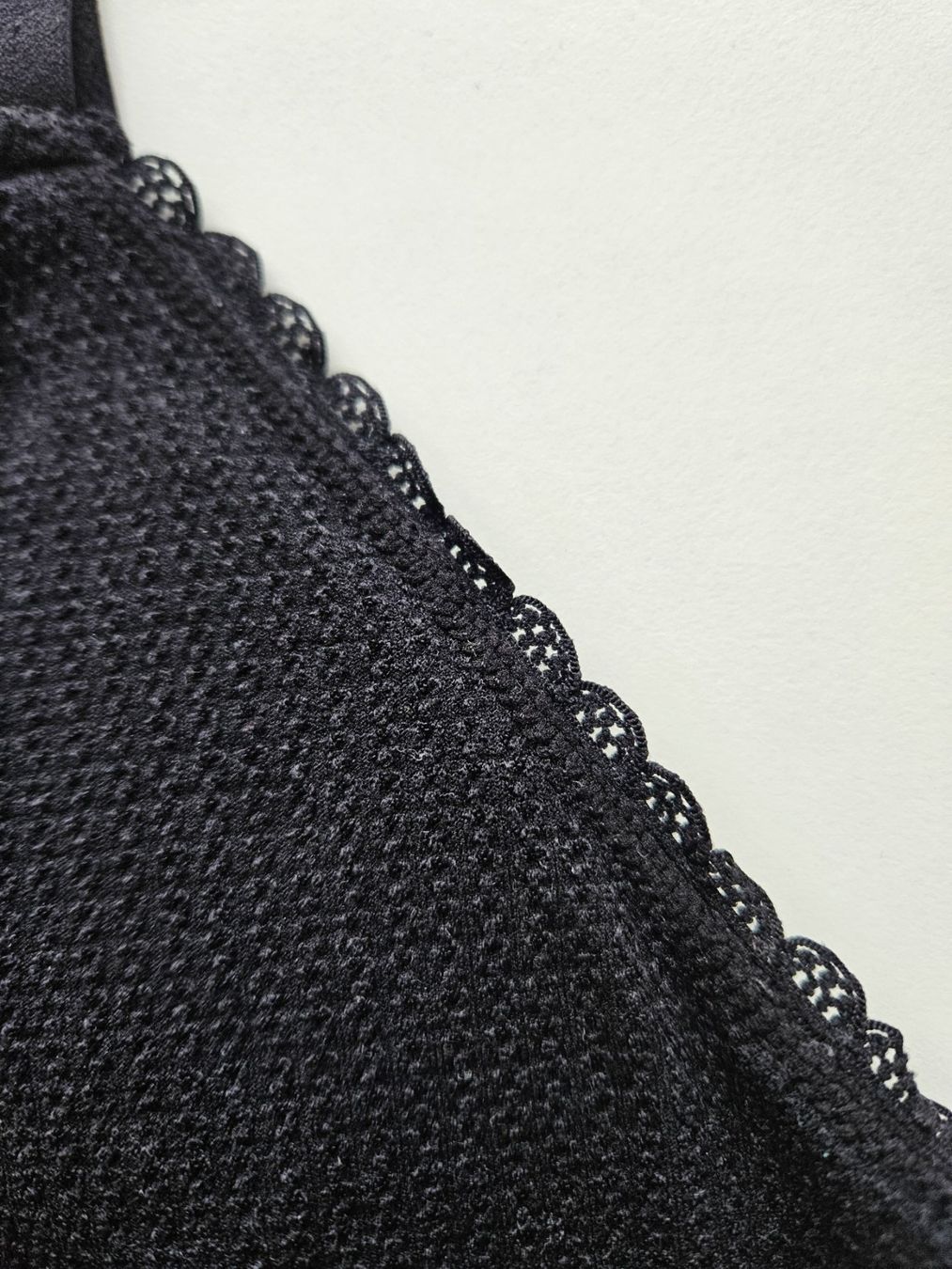 Sonstige Unterwäsche: Bustier schwarz mit Spitzen – Gebraucht aus Schaffhausen von sabrina915 2