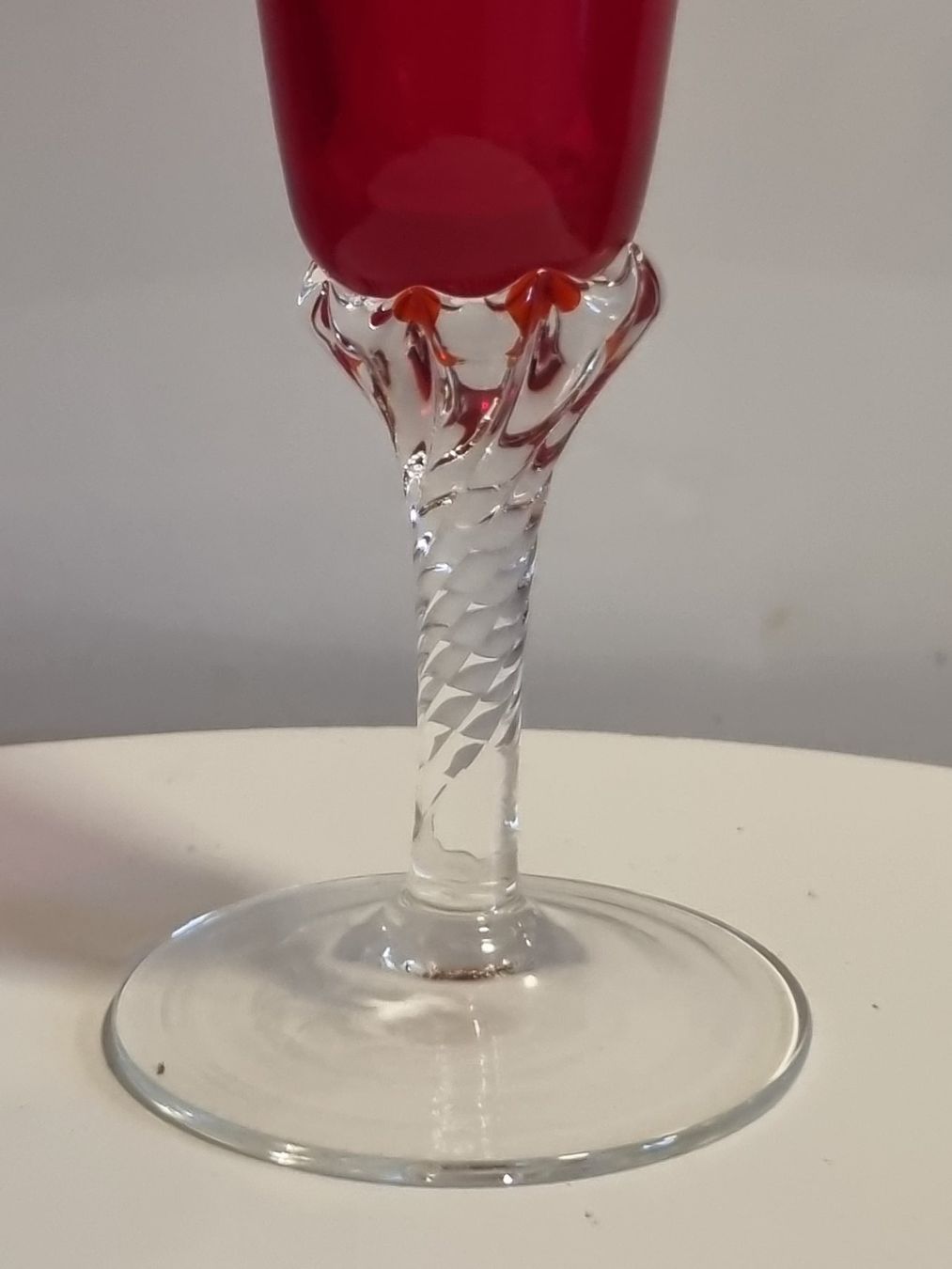 Murano Bicchieri: Murano-Style Glas, rot, Handarbeit, Kunstglas – Usato da Scharnachtal venduto da devin03 8
