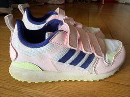 Baskets Adidas taille 35