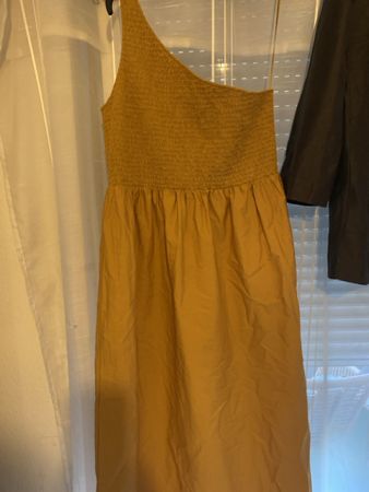 Massimo Dutti Kleid