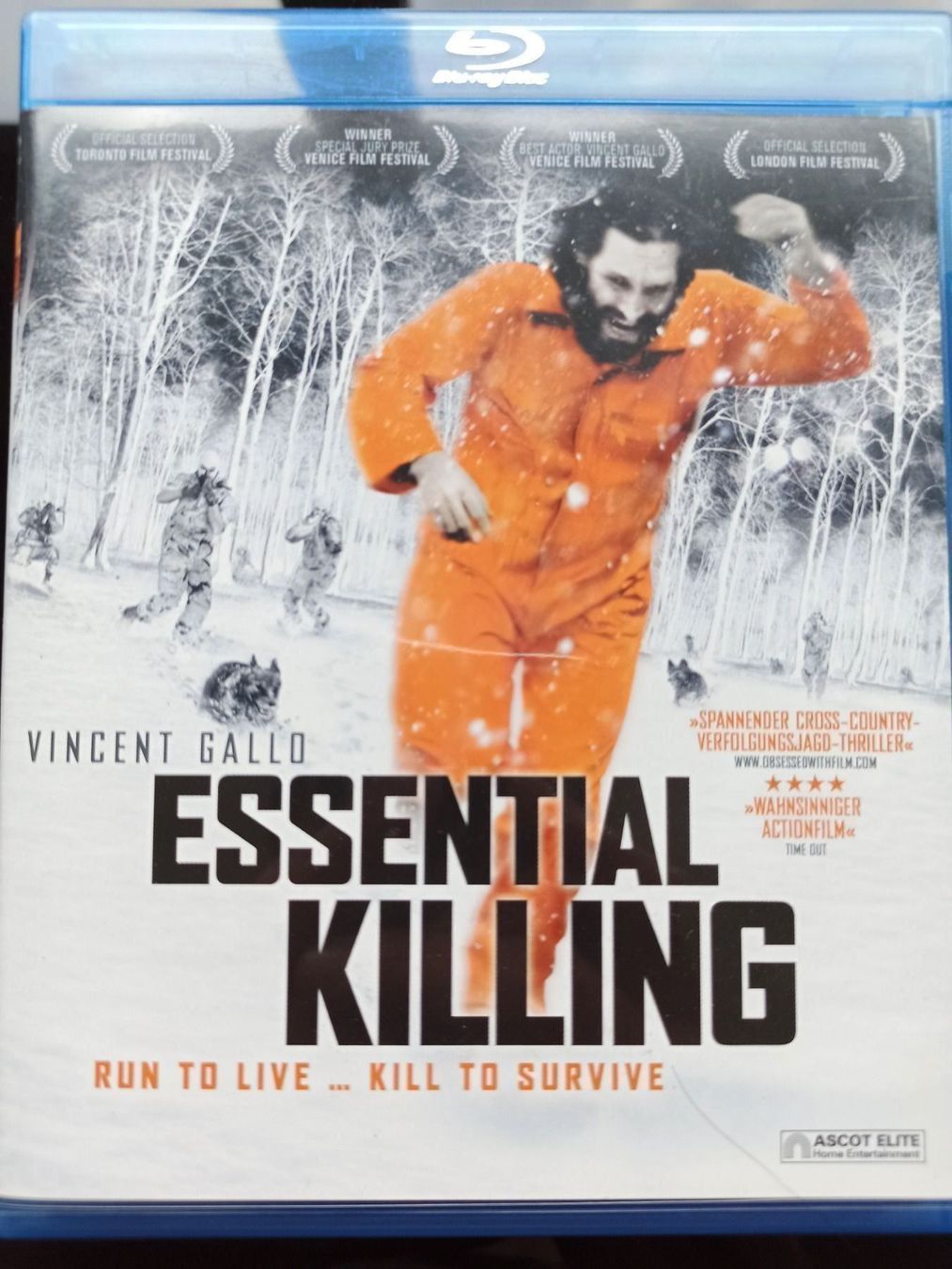 Tutti i DVDs: Essential Killing - (Blu-ray) – Usato da Dübendorf venduto da kb86_MOVIE