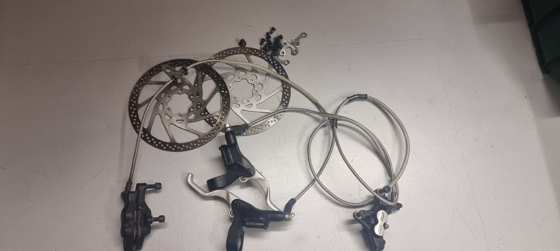 Shimano Pièces détachées: Shimano XT M755 Scheibenbremsen  – D'occasion à Seon par Stibinio