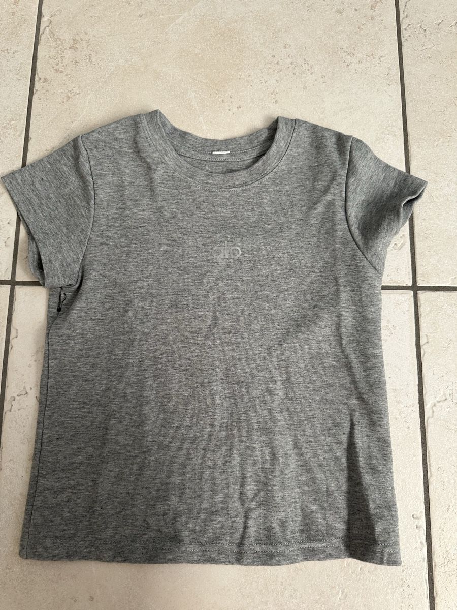 T-shirts: Shirt – D'occasion à Ipsach par ale_v82h