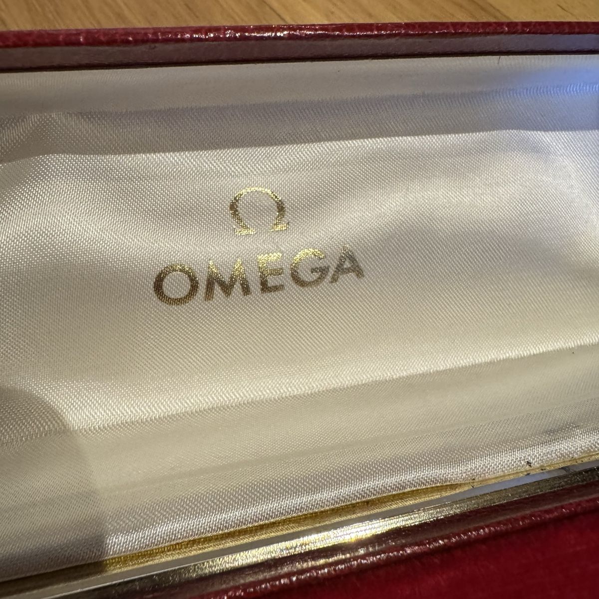 Boîtes de montres: Vintage Omega box – D'occasion à Zürich par Chamanit2024 2