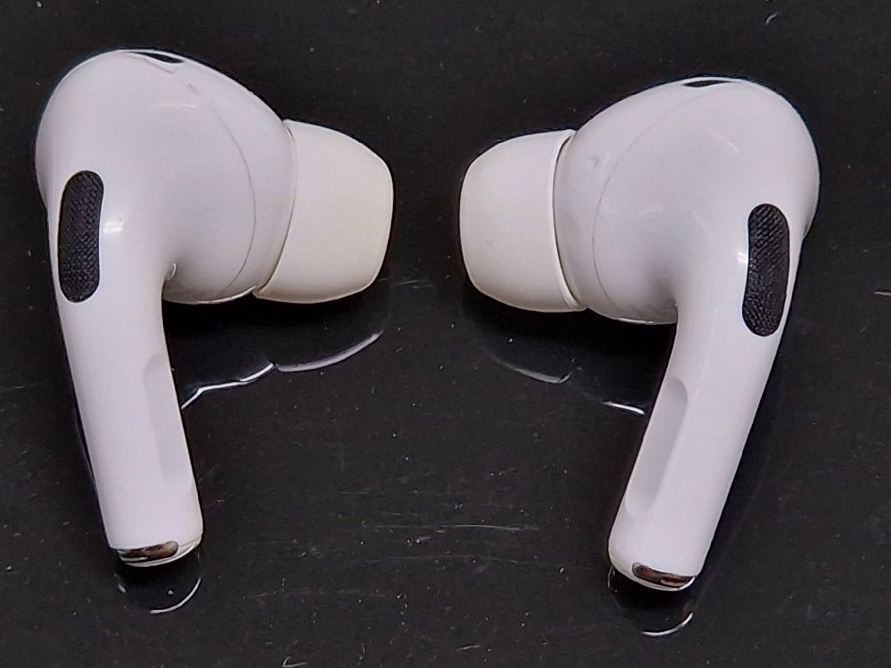 Apple Kopfhörer: Apple AirPods Pro 2. Generation MagSafe – Gebraucht aus Giez von FA-18Hornet 6