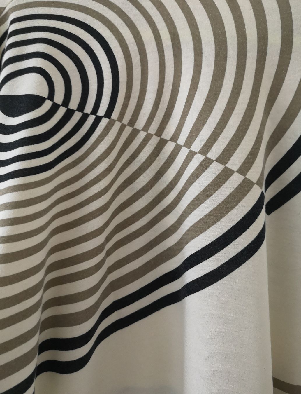 Maglioni & Felpe: Langarmshirt Gr. M - nanso - Spendenaktion – Nuovo (secondo la descrizione) da Unterkulm venduto da Beljasch 4