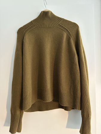 Pull Arket taille M