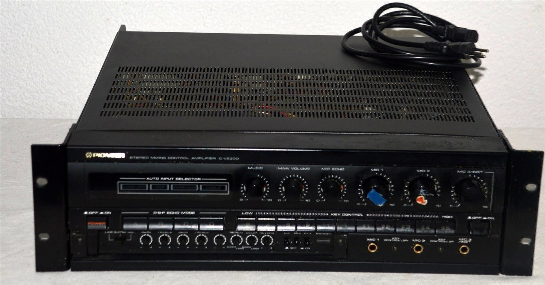 Pioneer Console di mixaggio: Pioneer C-V2300 Stereo Mixing Control – Usato da Collonges venduto da arashee